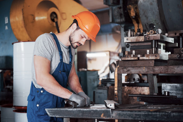 Práticas de Manutenção Preventiva em Sistemas de Vedação Industrial