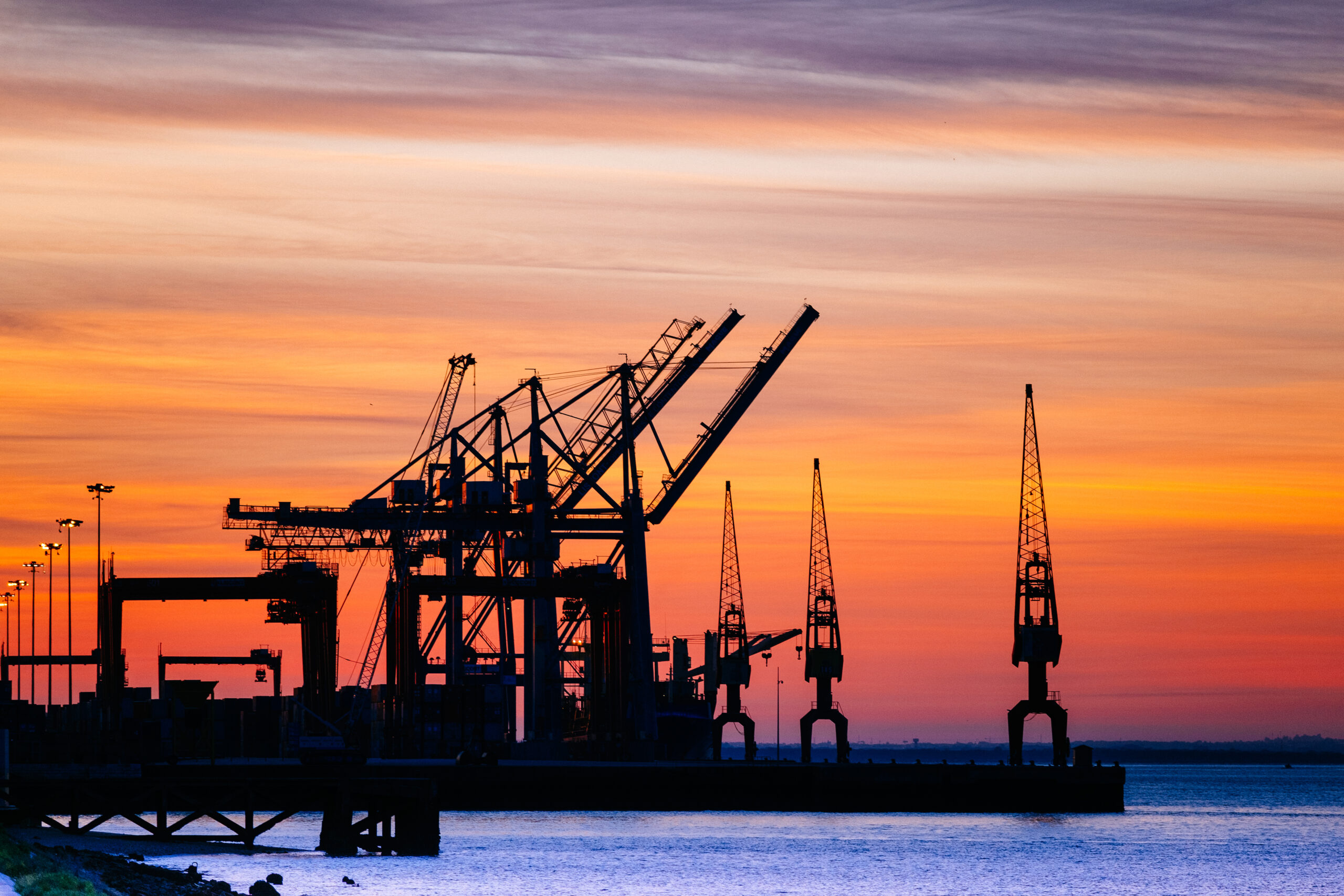 O Que É Indústria Offshore? Saiba Mais Sobre as Soluções em Vedação Industrial Para o Setor